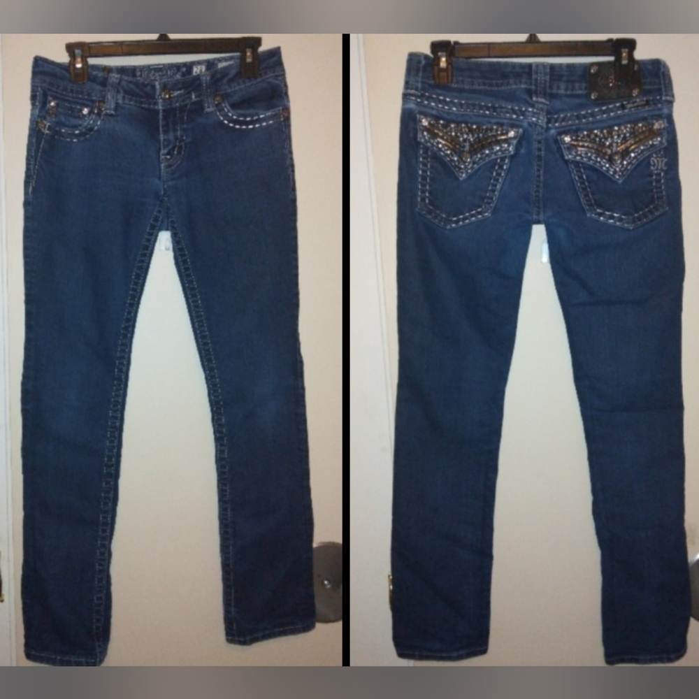 Miss me jeans from Buckle *Tiny Flaw* size 28 decorated flap pockets
